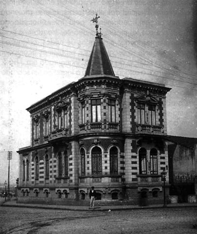 46-Casa de Maria Rafaela Paula Sousa. c.1900