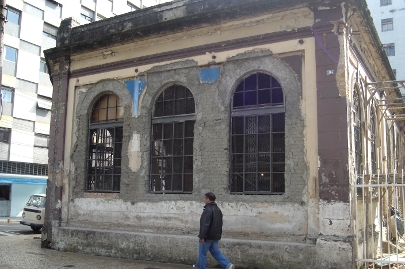 Edifcio Anexo, fachada sul, novas esquadrias, 2007