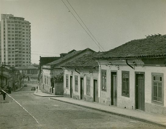 0221-Rua dos Carmelitas. ca 1940