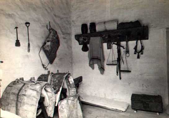 0616-Casa do Grito, interior. 1958