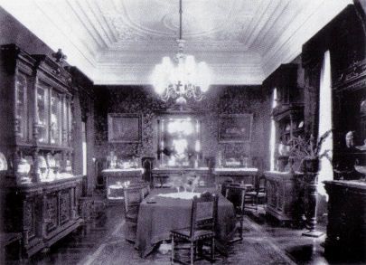 Residência Augusto Queiros, sala de jantar, c.1925.