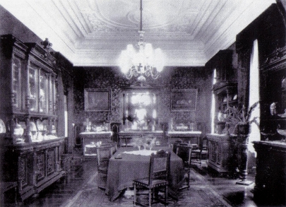 Residncia Augusto Queiros, sala de jantar, c.1925.