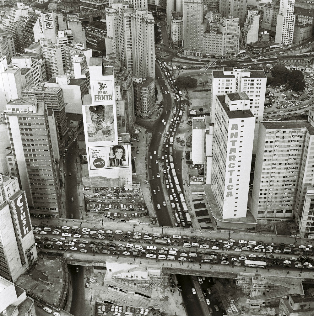 1968-Trânsito em SP visto do ar