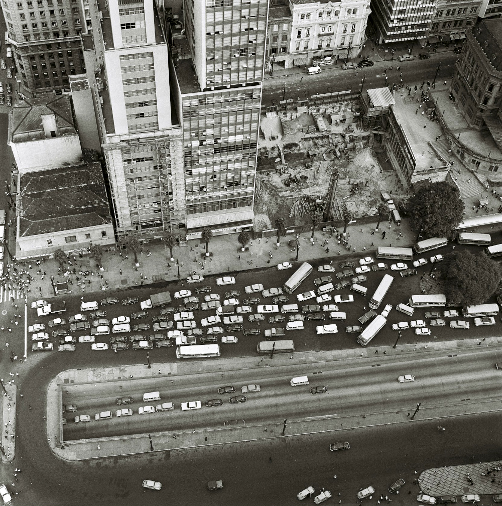 1968-Trânsito em SP visto do ar